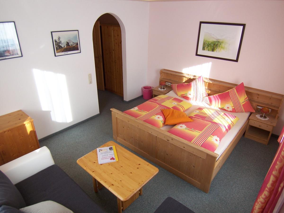 Fruehstuecks- Pension Sonnblickhof راوريس المظهر الخارجي الصورة